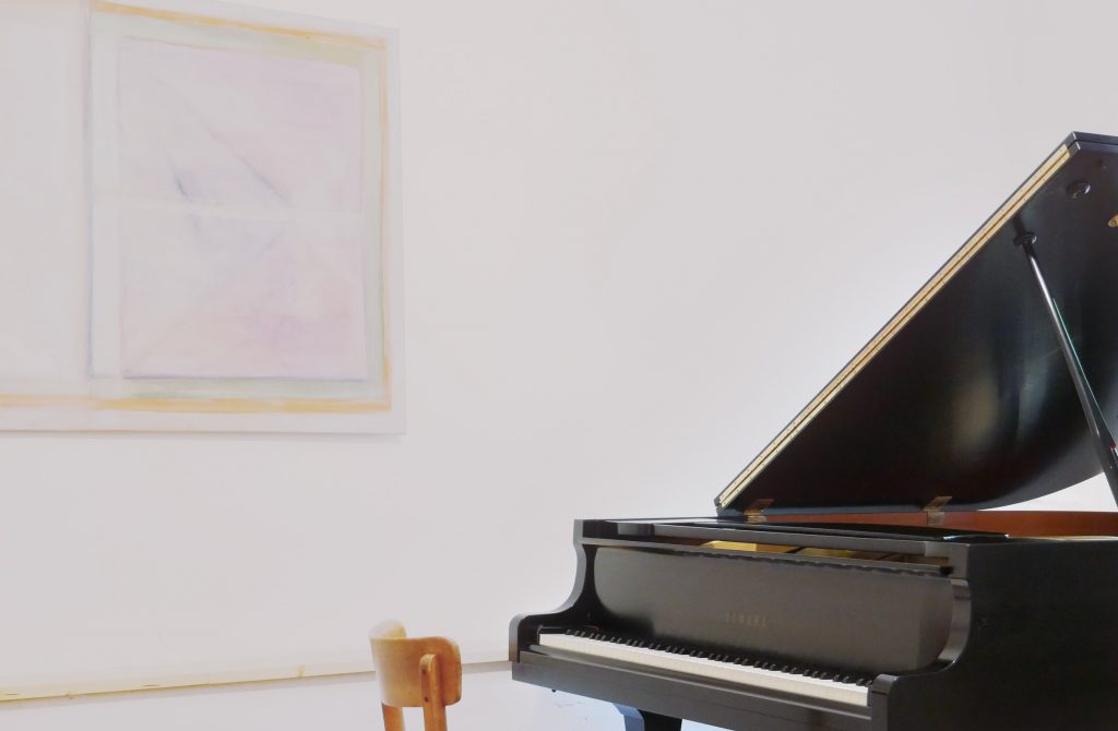 2. The piano and music room (20m2)